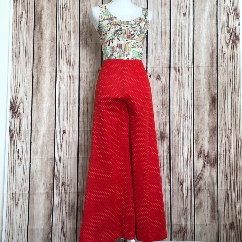 Vintage Romper with Cityscape/Car Design Top - Picture 3 of 5